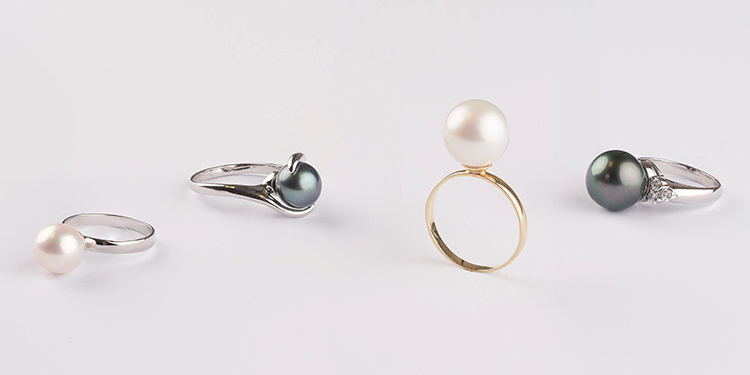 Pearl Rings Styling
